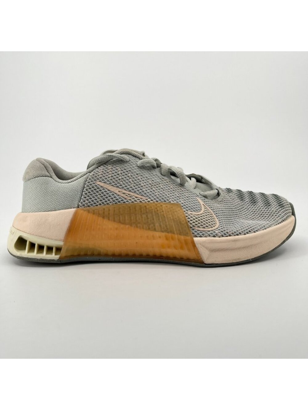 Nike Metcon 9 Light Silver Pale Ivory Womens Size 6.5 Athletic Shoes Sneakers
